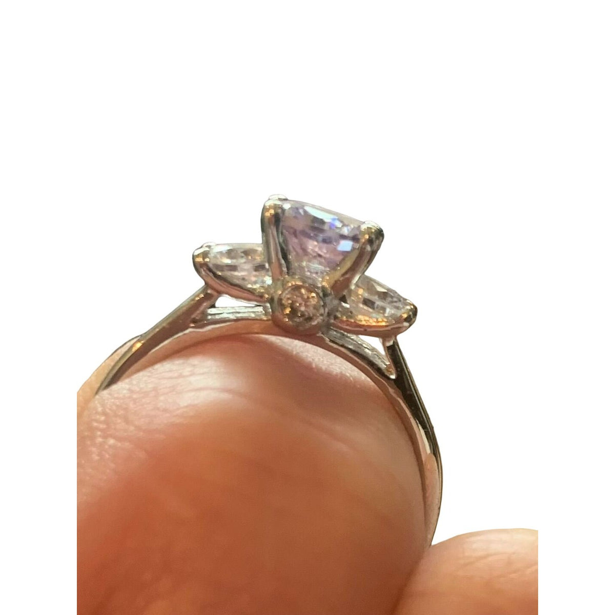 New Cute & Dainty Clear CZ Ring