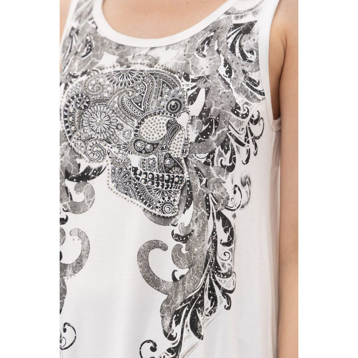 SLEEVELESS TOP WITH SKULL PRINT AND STONE