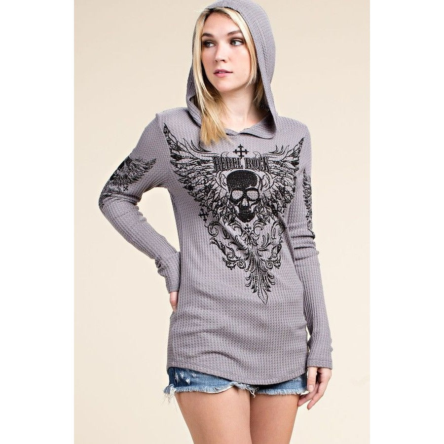 HODDIE LONG SLEEVE TOP WITH SKULL AND WINGS