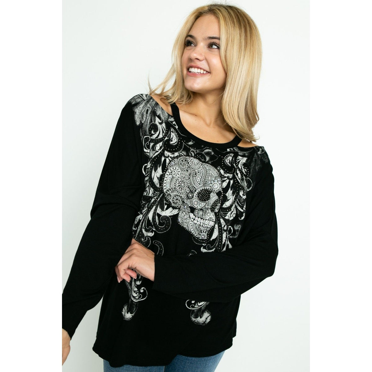 CUT OUT LONG SLEEVE TOP WITH SKULL AND STONES