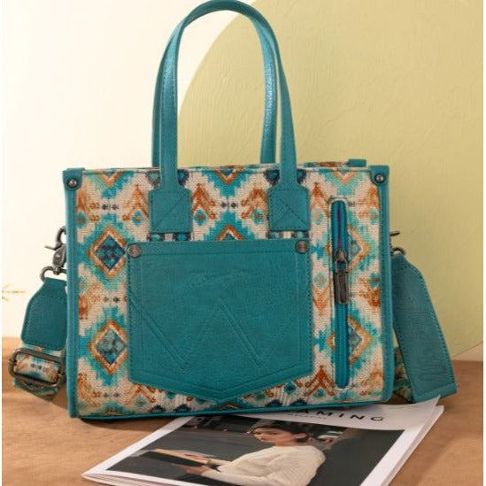 Wrangler Southwestern Pattern Dual Sided Print Concealed Carry Tote//Crossbody